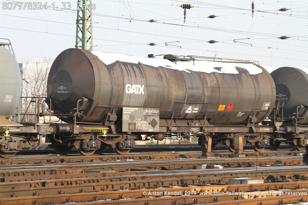 807978324-1_33_Zaes.JPG